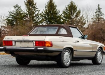 28k-Mile 1989 Mercedes-Benz 560SL
