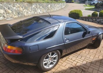 RoW 1990 Porsche 928 GT 5-Speed