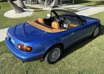 1994 Mazda MX-5 Miata 5-Speed at No Reserve