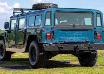 1995 AM General Hummer Wagon