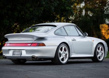 3,800-Kilometer RoW 1996 Porsche 911 Turbo at No Reserve