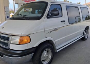1999 Dodge Ram B1500 Glaval Conversion Van at No Reserve