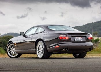 2006 Jaguar XKR Coupe Victory Edition