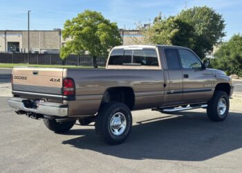 2000 Dodge Ram 2500 Laramie SLT Quad Cab 4×4 at No Reserve