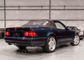 2000 Mercedes-Benz SL500 at No Reserve