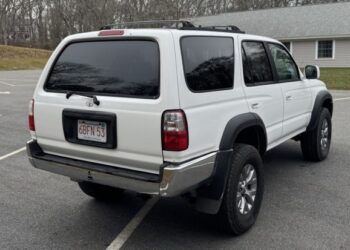 2001 Toyota 4Runner SR5 4×4 Conversion at No Reserve