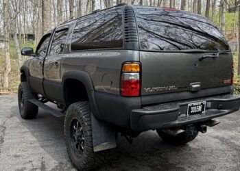 2002 GMC Yukon XL 2500 8.1L 4X4