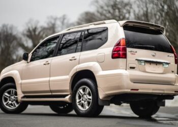 2003 Lexus GX470 at No Reserve