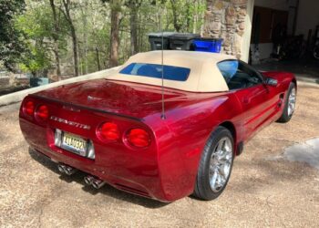 19k-Mile 2004 Chevrolet Corvette Convertible 6-Speed