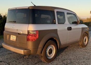23k-Mile 2004 Honda Element LX 4WD