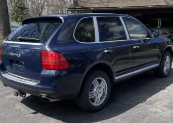 29k-Mile 2004 Porsche Cayenne S