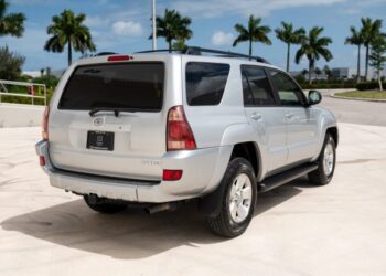 25k-Mile 2004 Toyota 4Runner SR5 4WD