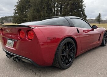 44k-Mile 2005 Chevrolet Corvette Coupe 6-Speed