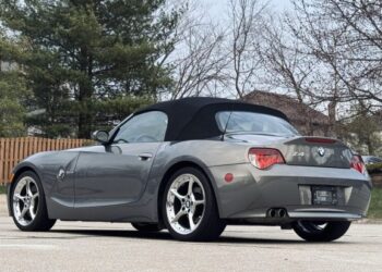 29k-Mile 2007 BMW Z4 Roadster 3.0si at No Reserve