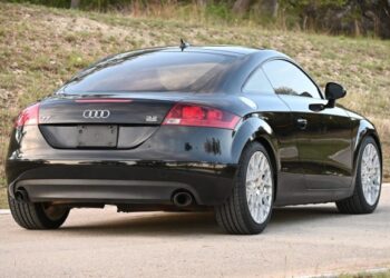 2008 Audi TT 3.2 Quattro 6-Speed