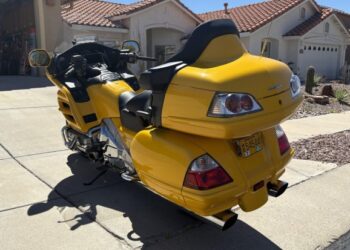 2010 Honda GL1800 Gold Wing at No Reserve