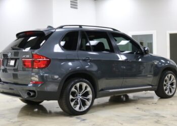2012 BMW X5 xDrive35i at No Reserve