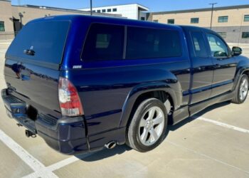 25k-Mile 2013 Toyota Tacoma X-Runner V6 6-Speed