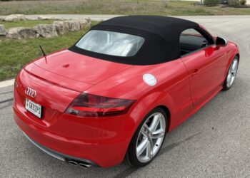 9k-Mile 2015 Audi TTS Roadster Quattro