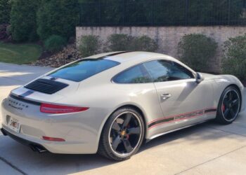 2016 Porsche 911 Carrera GTS Rennsport Reunion Edition