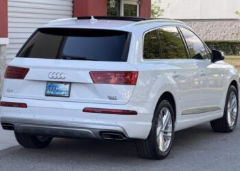 2017 Audi Q7 3.0T Prestige at No Reserve