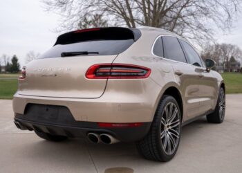 2018 Porsche Macan S at No Reserve