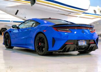 6-Mile 2022 Acura NSX Type S