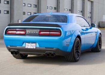 3,800-Mile 2023 Dodge Challenger SRT Hellcat Widebody Jailbreak 6-Speed
