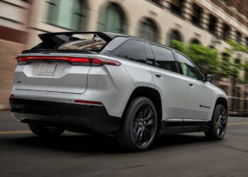 Jeep Wagoneer S Skips 2026 Model Year as EV Sales Slow