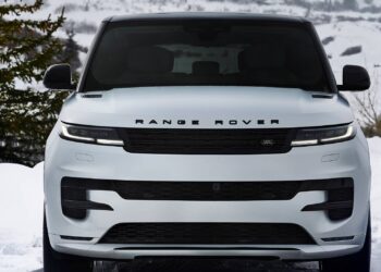 RECALL: Jaguar, Land Rover, and Range Rover Hybrid SUVs Could Shut Down Without Warning