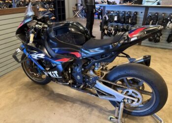 2024 BMW M1000RR Race Bike by Alpha Racing