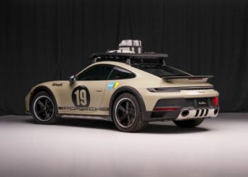 346-Mile Stone Gray 2024 Porsche 911 Dakar Rallye Design
