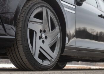 2026 Genesis G90 Review: An Old-School Luxury Sedan in All the Right Ways