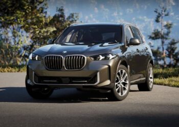 BMW X5 Vs. Mercedes-Benz GLE-Class: Which Luxury SUV Is The Safest?