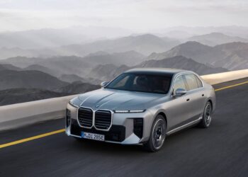 BMW iX5 Leak Hints at Nearly 600 Miles of Range