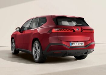 BMW’s Cheapest iX3 Still Has Nearly 400 Miles of Range