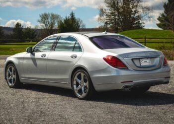 2015 Mercedes-Benz S550 Sedan at No Reserve
