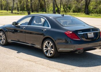 2015 Mercedes-Benz S550 Sedan 4MATIC