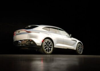 12k-Mile 2021 Aston Martin DBX