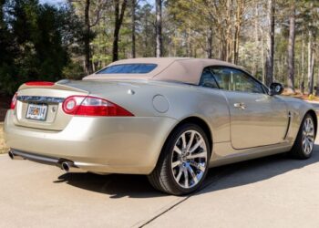 20k-Mile 2007 Jaguar XK Convertible