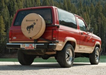 One-Family-Owned 1987 Ford Bronco II Eddie Bauer 4×4 at No Reserve