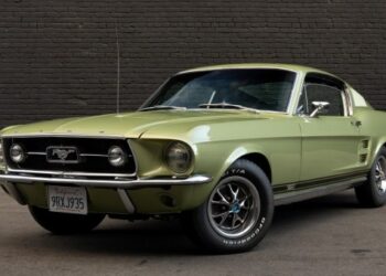1967 Ford Mustang GTA Fastback S-Code 390