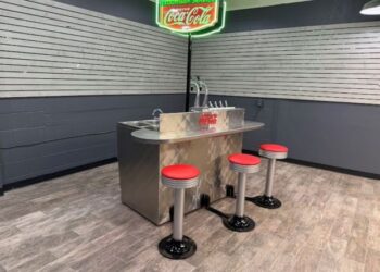 Knight Soda Fountain Counter & Neon Coca-Cola Sign at No Reserve