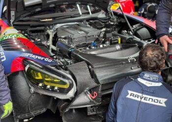 Verstappen/Auer lose likely Nordschleife victory