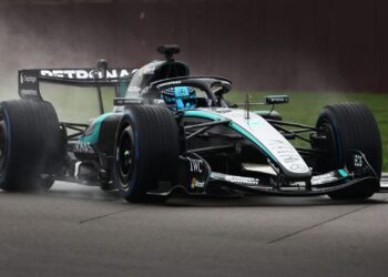 FIA bans F1 boost mode use in wet weather