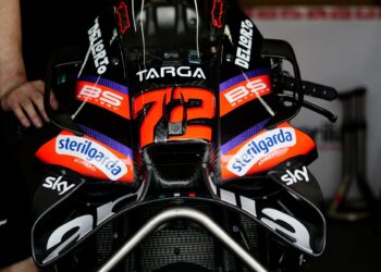 Aprilia shows off radical aero, goes 1-2-3 in Jerez test