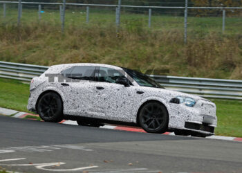 Bentley’s Electric SUV Will Cost Bentayga Money, CEO Says