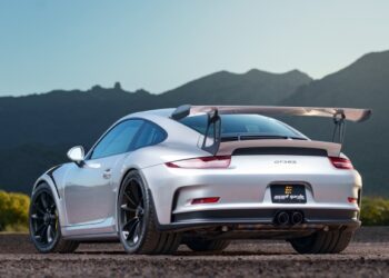 11k-Mile 2016 Porsche 911 GT3 RS