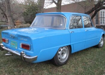 1.8L-Powered 1966 Alfa Romeo Giulia Super