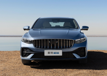 Geely’s $16,000 Hybrid Is the 59-MPG Sedan America Needs Right Now